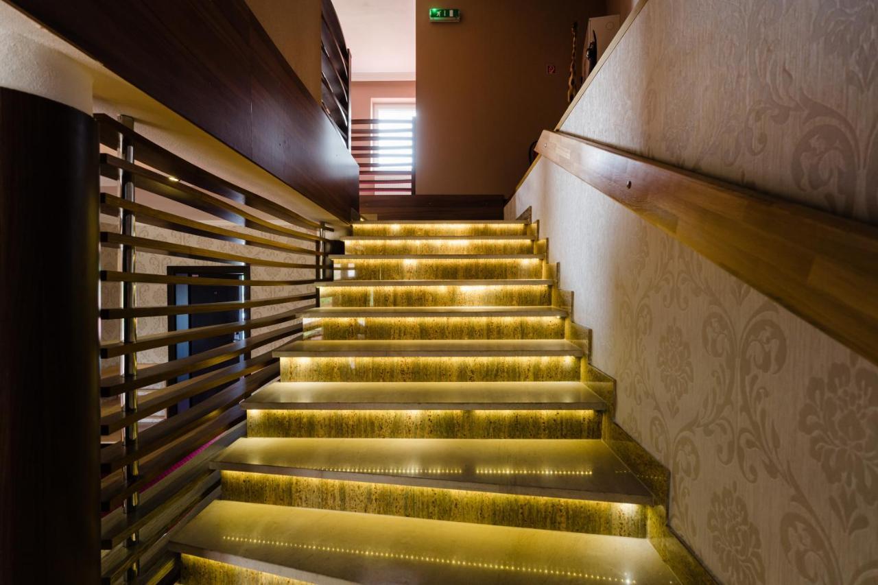 Hotel Menhard Экстерьер фото