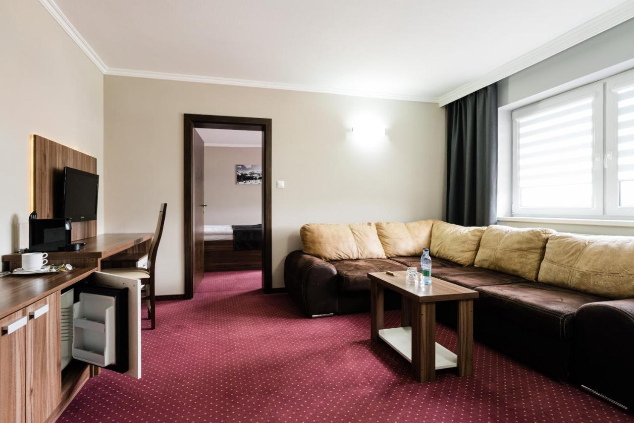 Hotel Menhard Экстерьер фото